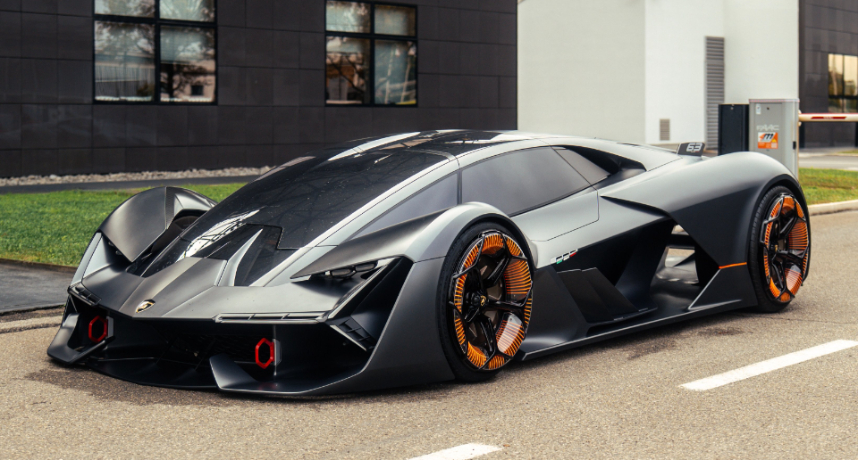 Lamborghini 宣布正式暫停純電超跑計畫，執行長坦言：「客戶渴望引擎咆哮聲！」